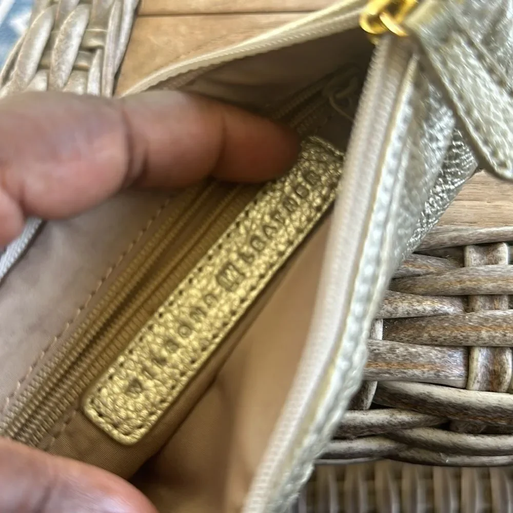 Wilson’s Leather Metallic Wristlet